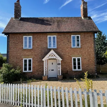 Elm Cottage Alvescot Exterior photo